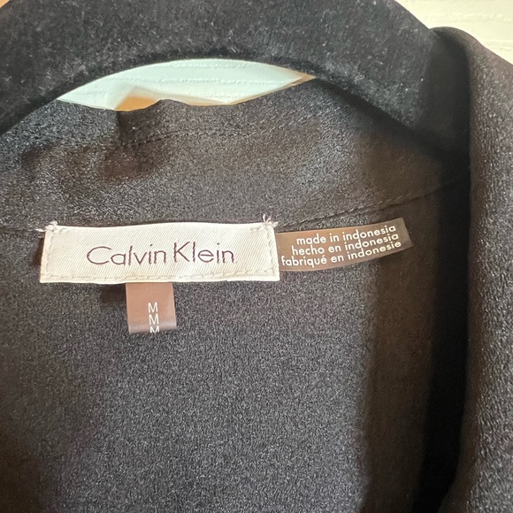 Calvin Klein Black Blouse Dress Shirt Long Sleeved EUC Gold Accent Buttons Sz M - Picture 2 of 11